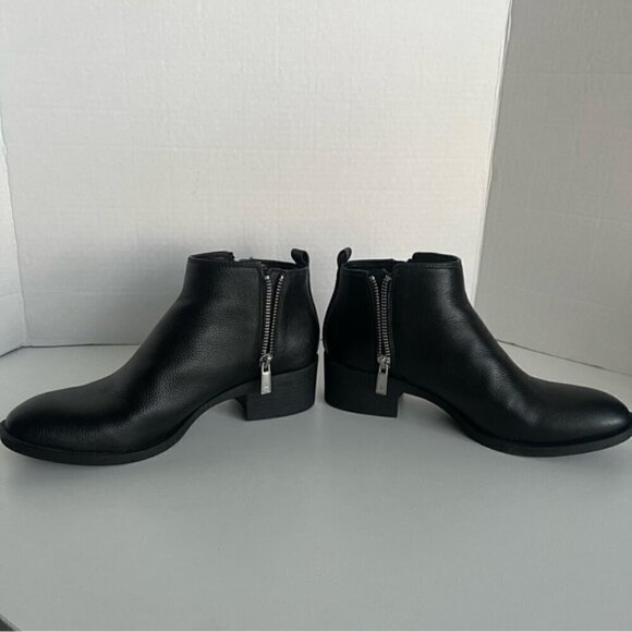 Kenneth Cole New York - Women’s Double Zipper Ankle Boots - Black. Size: 6 (US) - Picture 12 of 16